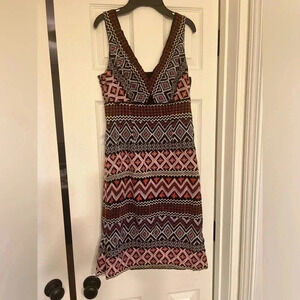 Anthropologie akemi and Kim v neck dress size 2